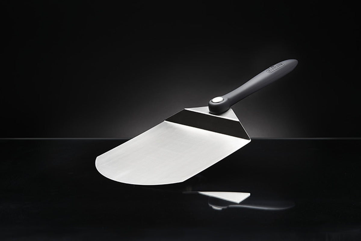 70003_pizza_spatula_on_black_napoleon_grills