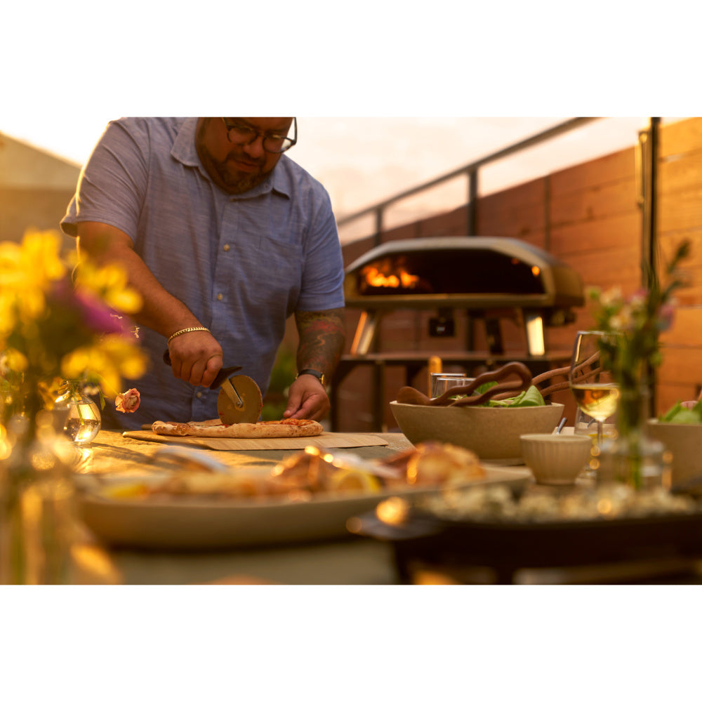 Ooni_Koda_2_Max_Gas_Pizzaofen_Lifestyle