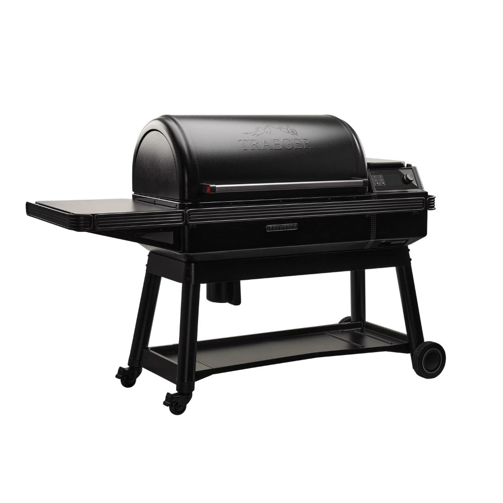 Traeger Ironwood 2023 XL Angewinkelt links