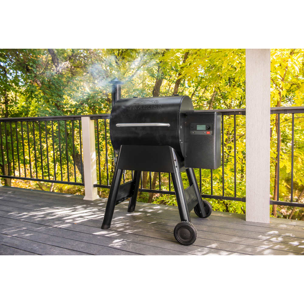 Traeger_Pro575_Pelletgrill raucht