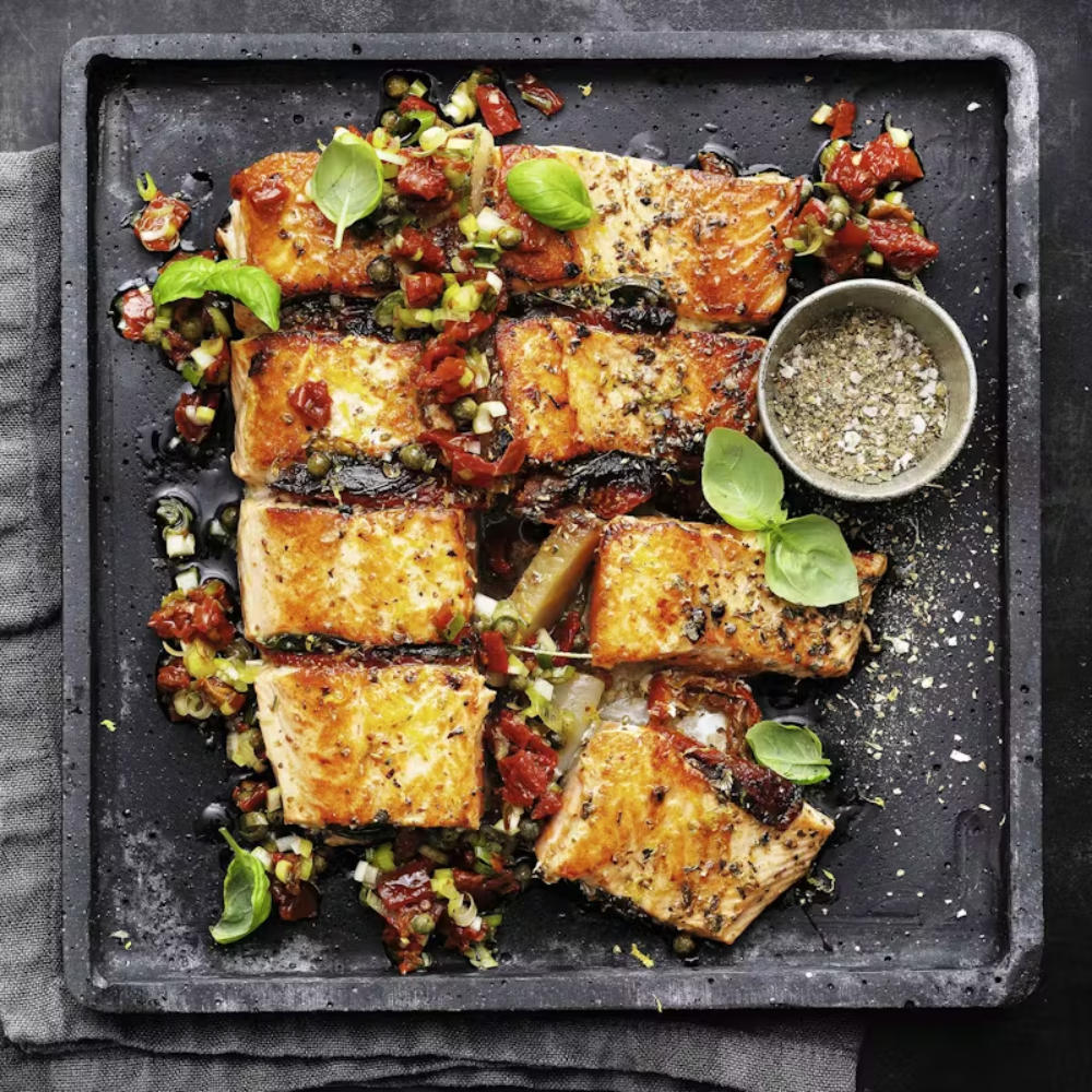 Weber's_Dutch_Oven_&_Plancha_Lifestyle_Plancha