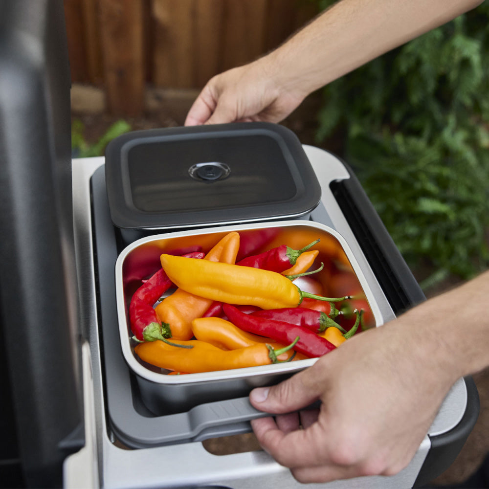 Weber_Works_Serviertablett-Set_Lifestyle_befüllt