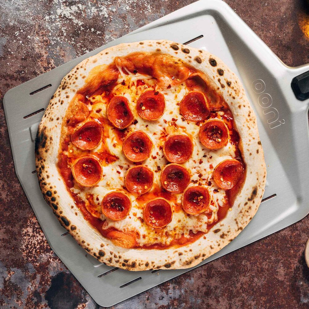 perforierte-Pizzaschieber_lifestyle