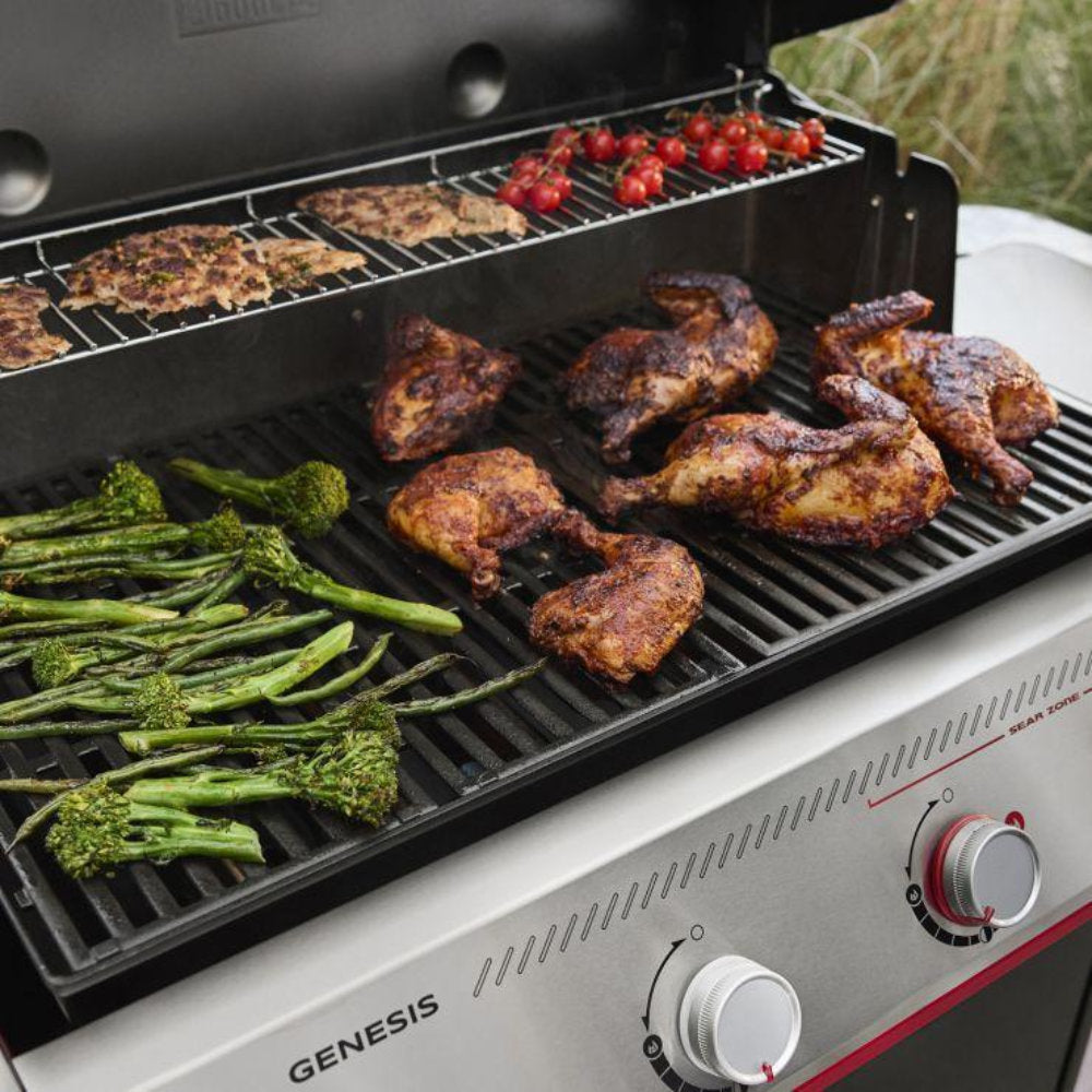 Weber_GENESIS_EP-335W_GBS_Black_Lifestyle_voller_Rost