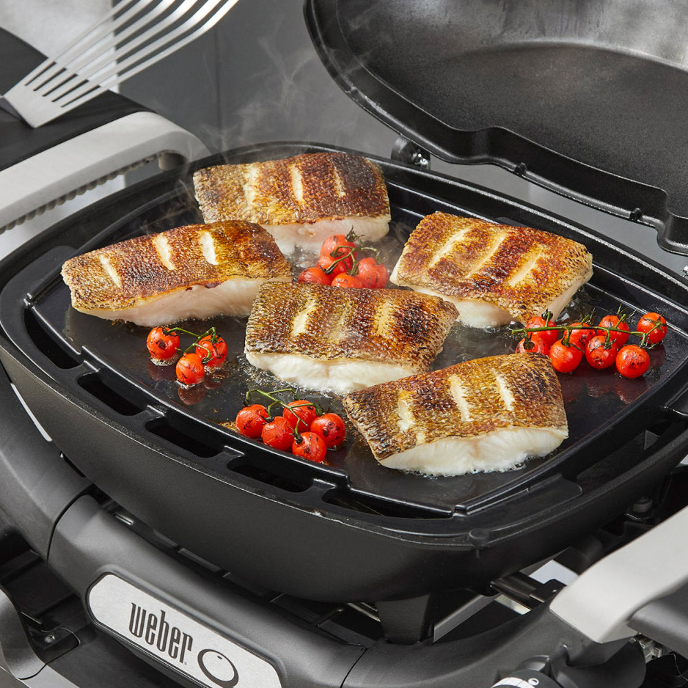 Weber_Grillplatte_Full-Size_Q1000N_Lifestyle